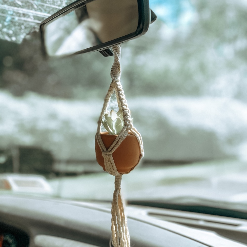 Handmade Mini Macrame Rearview Mirror Plant Hanger - Picture 6 of 8